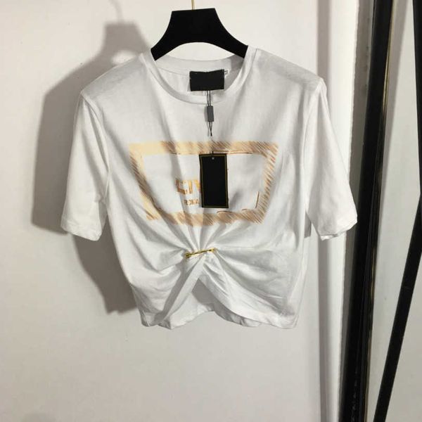 23ss womens t-shirt tee womens designer clothing pure cotton gold monogram print large pin twist close waist crop short sleeve t-shirt women, White
23ss womens t-shirt tee womens designer clothing pure cotton gold monogram print large pin twist close waist crop short sleeve t-shirt women, White