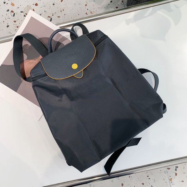 fashion xiang nylon bag large capacity backpack lightweight commuting luxury single shoulder bag waterproof and durable sail fabric bag
fashion xiang nylon bag large capacity backpack lightweight commuting luxury single shoulder bag waterproof and durable sail fabric bag