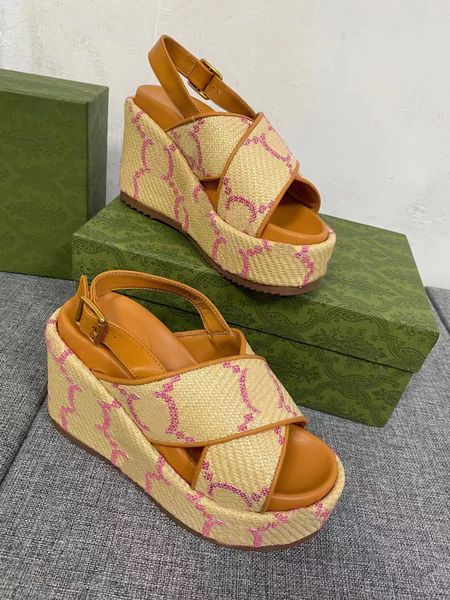 luxurys platform slide sandal designers slippers for men women classic floral brocade slides flats leather rubber flip flops beach shoes loa, Black
luxurys platform slide sandal designers slippers for men women classic floral brocade slides flats leather rubber flip flops beach shoes loa, Black