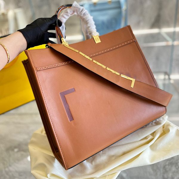 luxury designer brown tote bag with pockets for work travel everyday use 41cm
luxury designer brown tote bag with pockets for work travel everyday use 41cm
