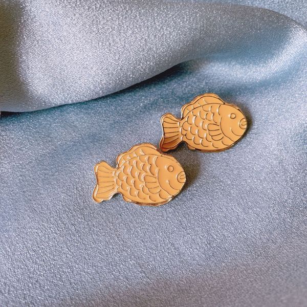 gold plated fish brooches fashion design enamel brooch for girls cartoon cute animal badges denim shirt gift bag accessories collar pin, Gray
gold plated fish brooches fashion design enamel brooch for girls cartoon cute animal badges denim shirt gift bag accessories collar pin, Gray