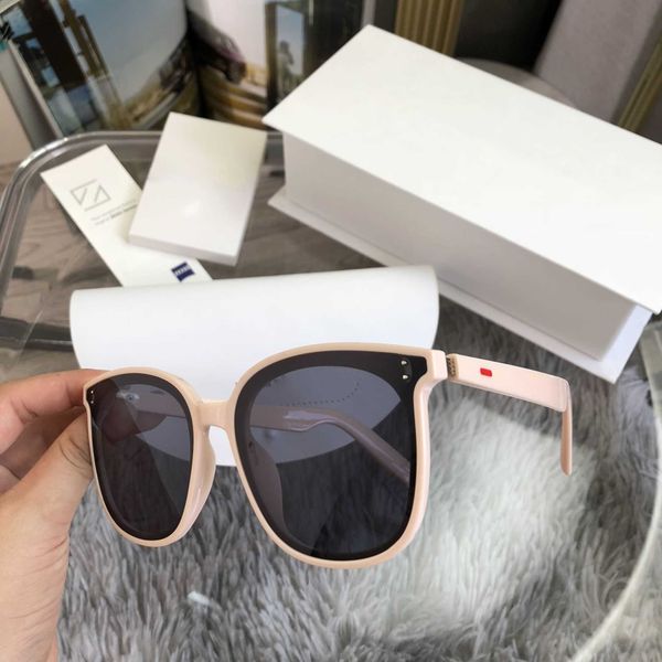 frames 2022 new sunglasses ultra light tr outdoor anti ultraviolet glasses driving polarized sunglasses, White;black
frames 2022 new sunglasses ultra light tr outdoor anti ultraviolet glasses driving polarized sunglasses, White;black