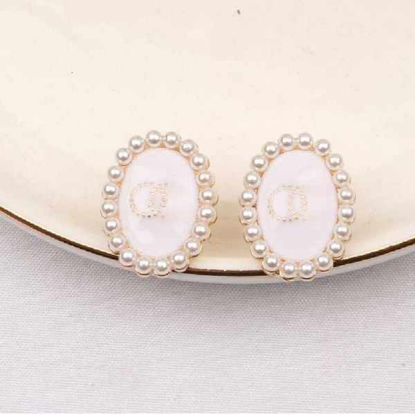 fashion earrings woman luxury designer pearl earrings multi colors c letter jewelry women 18k diamond wedding gifts, Golden;silver
fashion earrings woman luxury designer pearl earrings multi colors c letter jewelry women 18k diamond wedding gifts, Golden;silver