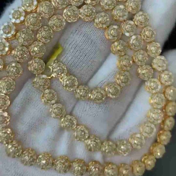 5.78ct 20inches sterling silver 6.5mm prong setting 30g iced out moissanite diamond cuban link chain
5.78ct 20inches sterling silver 6.5mm prong setting 30g iced out moissanite diamond cuban link chain