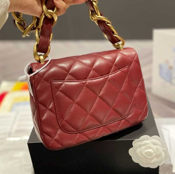 evening bags shoulder 5a 2022ss trendy bold chain flaps calfskin classic quilted plaid metal hardware designer french luxury womens mini vin
evening bags shoulder 5a 2022ss trendy bold chain flaps calfskin classic quilted plaid metal hardware designer french luxury womens mini vin