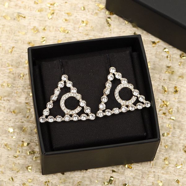 2023 luxury quality charm drop earring with diamond in 18k gold plated have box stamp trangle shape ps7862a, Golden
2023 luxury quality charm drop earring with diamond in 18k gold plated have box stamp trangle shape ps7862a, Golden
