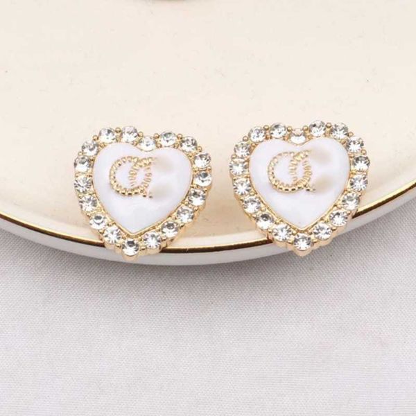 fashion earrings woman luxury designer pearl earrings multi colors c letter jewelry women 18k diamond wedding gifts, Golden;silver
fashion earrings woman luxury designer pearl earrings multi colors c letter jewelry women 18k diamond wedding gifts, Golden;silver