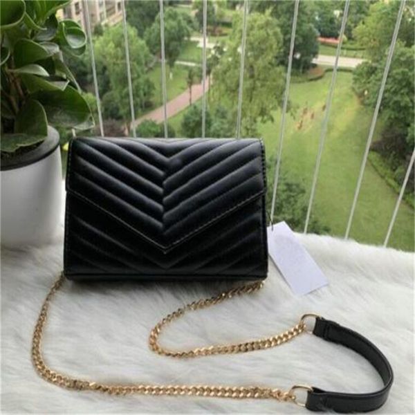 designer handbags with dust bag tote sheepskin caviar metal chain silver handbag leather shoulder flip cover diagonal bags 
designer handbags with dust bag tote sheepskin caviar metal chain silver handbag leather shoulder flip cover diagonal bags