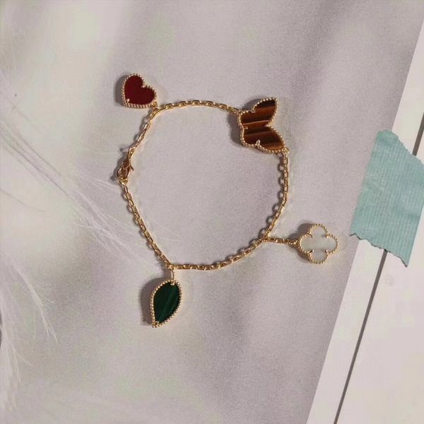luxury bracelet designer classic 4 leaf clover lucky charm bracelet 18k gold shell mother for women and girls 18k gold agate shell chain mot, Golden;silver
luxury bracelet designer classic 4 leaf clover lucky charm bracelet 18k gold shell mother for women and girls 18k gold agate shell chain mot, Golden;silver