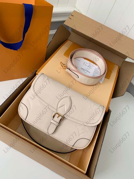 designer bag womens genuine leather lady bag crossbody bag shoulder bags totes embossing flower clutch purse tote bag messenger handbags m46
designer bag womens genuine leather lady bag crossbody bag shoulder bags totes embossing flower clutch purse tote bag messenger handbags m46