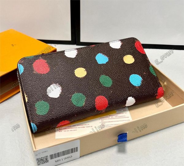 wallets painted dots x yayoi women coin purses letters card holder clutch bags women long style purses, Red;black
wallets painted dots x yayoi women coin purses letters card holder clutch bags women long style purses, Red;black