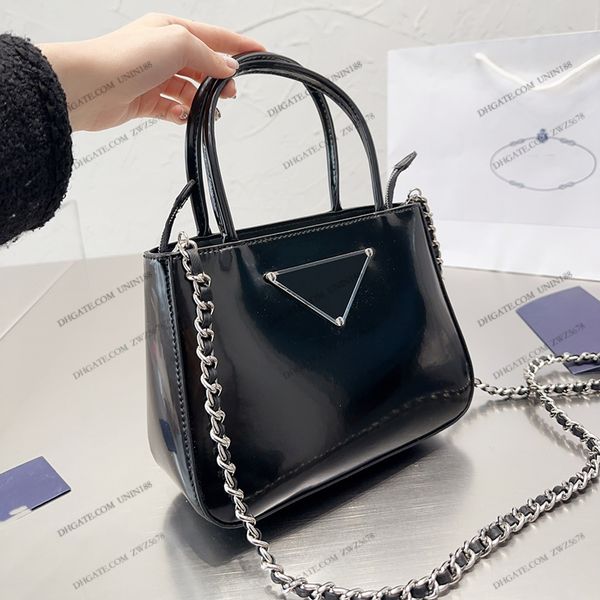 23ss designers women leather totes bags handbag shouder crossbody triangular badge shopping bag luxurys messenger ladies travel handbags pou
23ss designers women leather totes bags handbag shouder crossbody triangular badge shopping bag luxurys messenger ladies travel handbags pou