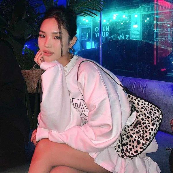 men's women's hoodies sweatshirts ins women's fashion 2022 autumn/winter new sweater round neck loose letter printing pullove, Black
men's women's hoodies sweatshirts ins women's fashion 2022 autumn/winter new sweater round neck loose letter printing pullove, Black
