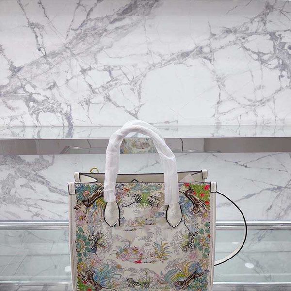 fashion designer bag woman bag women shoulder bag handbag purse original hardware magnetic buckle letters quality wholesale leather lady mes
fashion designer bag woman bag women shoulder bag handbag purse original hardware magnetic buckle letters quality wholesale leather lady mes