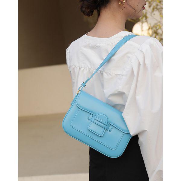 fashion designer woman bag women shoulder bag handbag purse original box genuine leather cross body chain high grade quality b17
fashion designer woman bag women shoulder bag handbag purse original box genuine leather cross body chain high grade quality b17