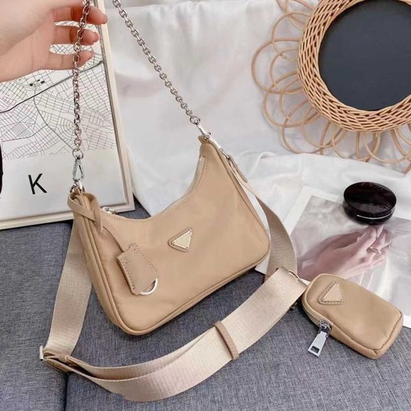 2022 fashion bag re edition nylon woman luxurys men designers bags lady womens mens crossbody tote hobo shoulder purses handbags bag wallet
2022 fashion bag re edition nylon woman luxurys men designers bags lady womens mens crossbody tote hobo shoulder purses handbags bag wallet