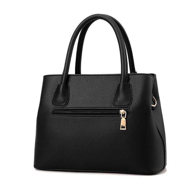 women handbags luxurys shoulder bag designers crossbody handbags womens purses shopping totes bag carryall 2023 new 15
women handbags luxurys shoulder bag designers crossbody handbags womens purses shopping totes bag carryall 2023 new 15