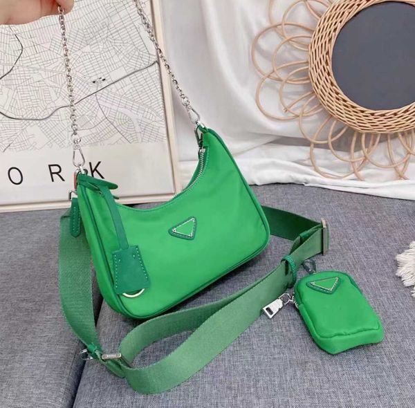 2022 fashion bag re-edition 2005 2000 nylon woman luxurys men designers bag lady womens mens crossbody tote hobo shoulder purses handbags ba
2022 fashion bag re-edition 2005 2000 nylon woman luxurys men designers bag lady womens mens crossbody tote hobo shoulder purses handbags ba