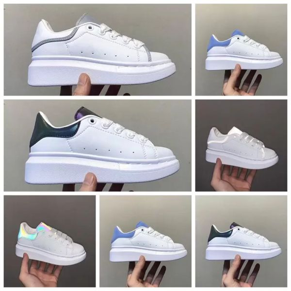 new fashion luxury designer kids shoes 3m reflective sole soft calfskin leather lace-up white red black dream blue single strap outsized sne
new fashion luxury designer kids shoes 3m reflective sole soft calfskin leather lace-up white red black dream blue single strap outsized sne