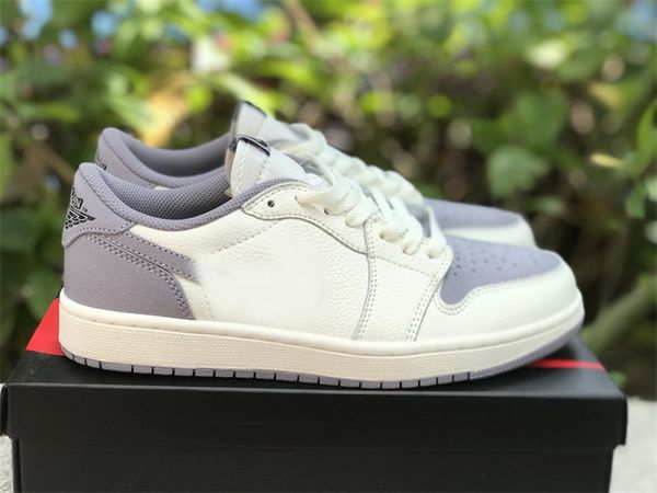 1 low og basketball shoes atmosphere grey cz0790-101 designer sports sneakers with box, Red;white
1 low og basketball shoes atmosphere grey cz0790-101 designer sports sneakers with box, Red;white