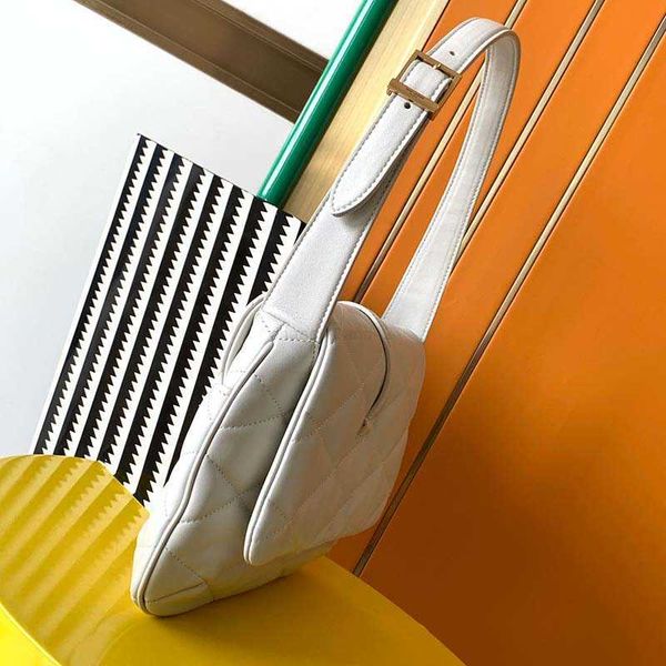 2022 brand female crossbody bag ladies messenger bag luxurys designers mother handbag fashion handbags shoulder chains canvas purse messenge
2022 brand female crossbody bag ladies messenger bag luxurys designers mother handbag fashion handbags shoulder chains canvas purse messenge