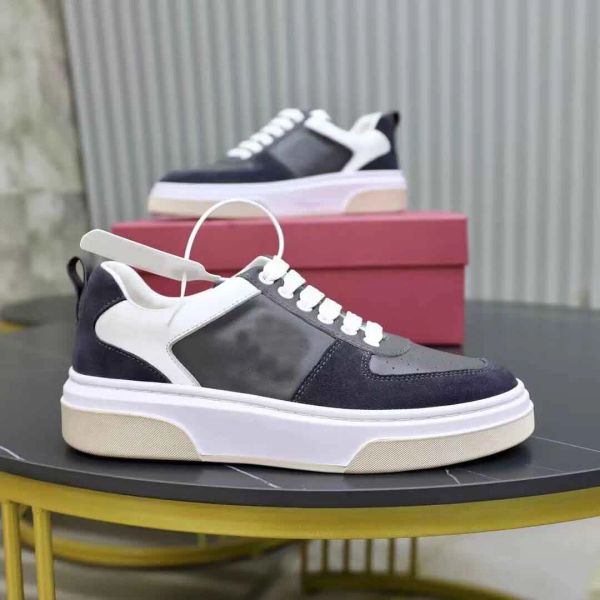 luxury brand 23s/s perforated gancini sneakers casual shoes men grained calfskin suede mesh party dress elegant sports skateboard walking eu, Black 
luxury brand 23s/s perforated gancini sneakers casual shoes men grained calfskin suede mesh party dress elegant sports skateboard walking eu, Black