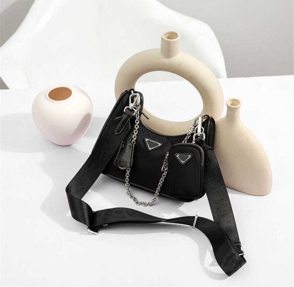 fashion re-edition 2005 nylon designer bags for woman luxurys handbag men lady womens 2022 crossbody totes hobo shoulder purse handbags bag
fashion re-edition 2005 nylon designer bags for woman luxurys handbag men lady womens 2022 crossbody totes hobo shoulder purse handbags bag