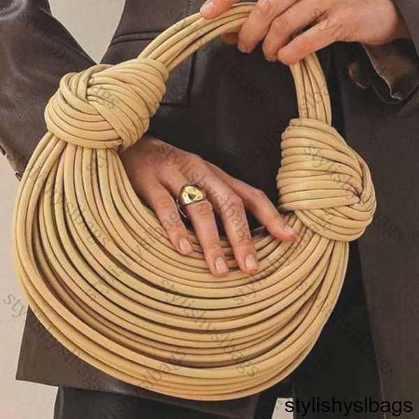 shoulder bags fashion noodle bag designer double kotted women handbags luxury soft pu leather shoulder crossbody bags small female purses 20
shoulder bags fashion noodle bag designer double kotted women handbags luxury soft pu leather shoulder crossbody bags small female purses 20