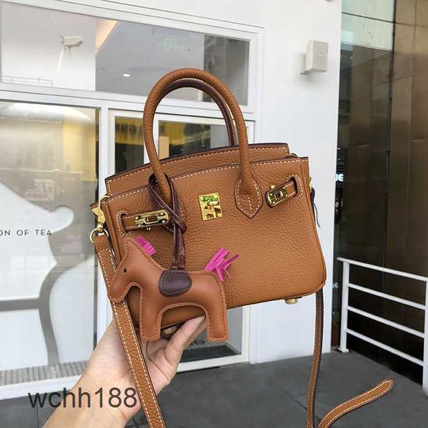 2023 leather summer lychee designer small bag mini birkins women's handbags cross body burkins bags shoulder handbag cow trend gbdi
2023 leather summer lychee designer small bag mini birkins women's handbags cross body burkins bags shoulder handbag cow trend gbdi