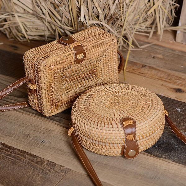 evening bags fashion handmade bali batik round rattan straw bamboo brown leather strap vintage literary shoulder for lady 230417
evening bags fashion handmade bali batik round rattan straw bamboo brown leather strap vintage literary shoulder for lady 230417