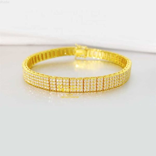 luxury new design bling double safety lock silver 925 womens vvs moissanite diamond tennis bracelet
luxury new design bling double safety lock silver 925 womens vvs moissanite diamond tennis bracelet