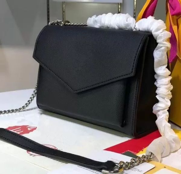 2023 women shopping bag fashion purse handbags bags designer wallets leather shoulder bags m51424, Black;red
2023 women shopping bag fashion purse handbags bags designer wallets leather shoulder bags m51424, Black;red