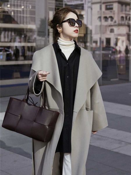 correct venetas bags bottegas bag women's arco woven tote cowhide handheld one shoulder tote casual mother shopping
correct venetas bags bottegas bag women's arco woven tote cowhide handheld one shoulder tote casual mother shopping