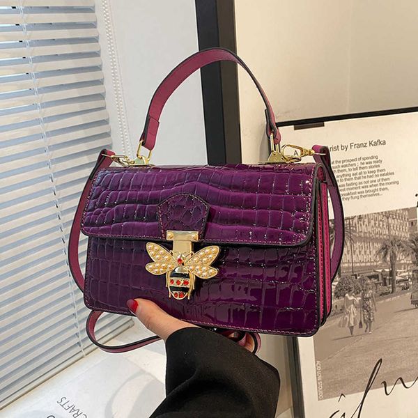 light luxury bag for women 2023 new single shoulder bag high sense crossbody bag popular butterfly bag crocodile pattern women's bag 23
light luxury bag for women 2023 new single shoulder bag high sense crossbody bag popular butterfly bag crocodile pattern women's bag 23