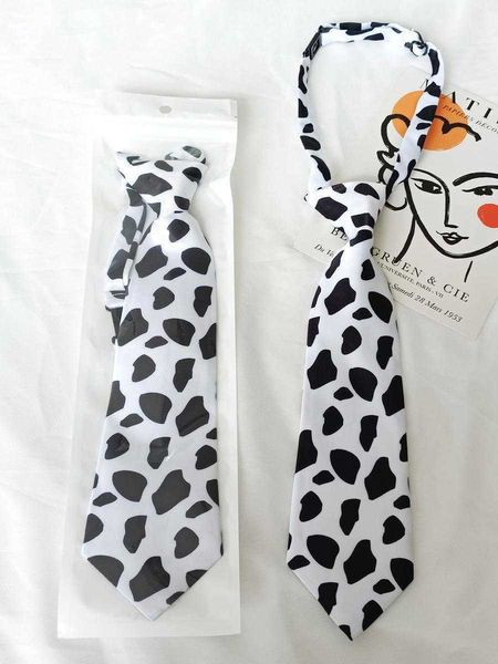 black and white cow cute funny tie female lazy short children male versatile, Red;brown
black and white cow cute funny tie female lazy short children male versatile, Red;brown