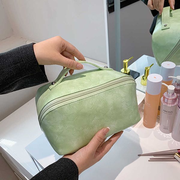 cosmetic bags pu leather for women travel make up pouch large capacity wash toiletry organizer purse makeup storage handbags 230417
cosmetic bags pu leather for women travel make up pouch large capacity wash toiletry organizer purse makeup storage handbags 230417