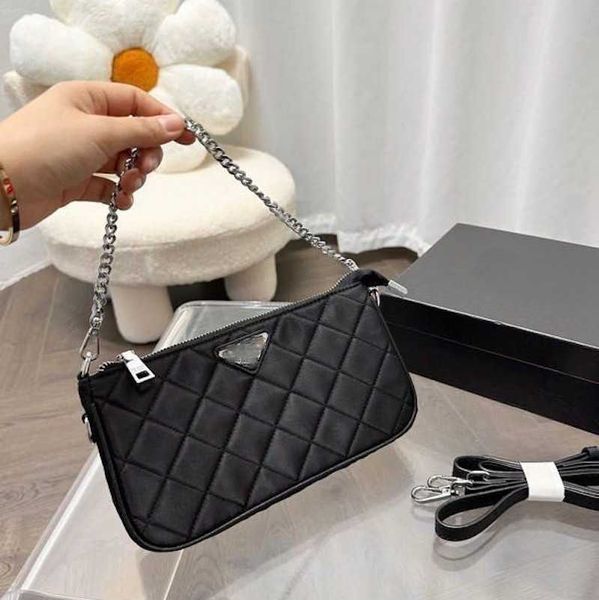 designer bag luxury fashionbags handbags black hand women quilted bag strap crossbody sacoche hobo nylon armpit pochette shoulder sling vint
designer bag luxury fashionbags handbags black hand women quilted bag strap crossbody sacoche hobo nylon armpit pochette shoulder sling vint