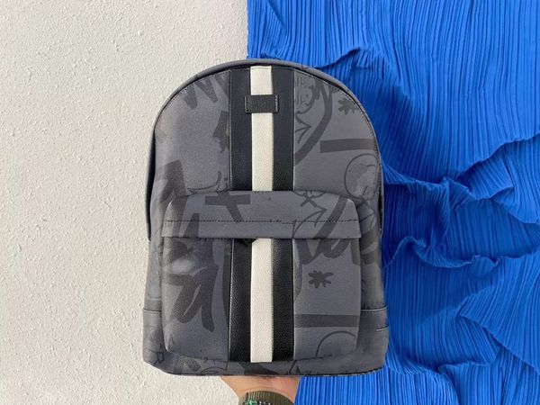 2023 large capacity backpack men's school bag designer luxury outdoor sports travel bag xb40090, Black;red
2023 large capacity backpack men's school bag designer luxury outdoor sports travel bag xb40090, Black;red