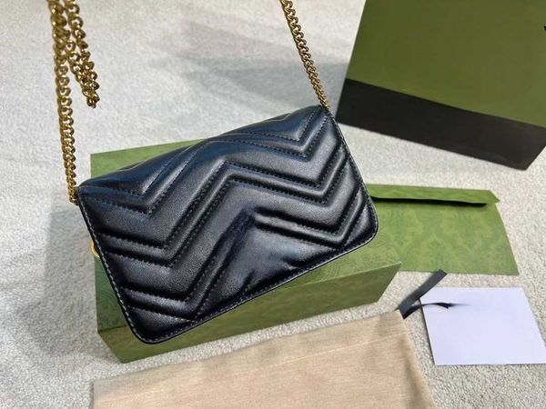 2022 new designer bag totes bags handbag handbags woman strap bags crossbody luxury fashion casual versatile shoulder quilted g, Red;black
2022 new designer bag totes bags handbag handbags woman strap bags crossbody luxury fashion casual versatile shoulder quilted g, Red;black
