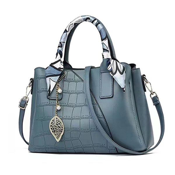 tote bag Big bag, three-layer horizontal women's crossbody bag, Korean version, versatile, multi-color, and large capacity women's bag, Red
tote bag Big bag, three-layer horizontal women's crossbody bag, Korean version, versatile, multi-color, and large capacity women's bag, Red