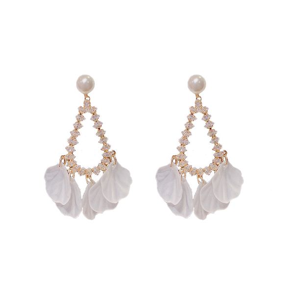 zircon drop dangle female acrylic petal piece tassel drop earrings s925 silver needle fashion drop earrings
zircon drop dangle female acrylic petal piece tassel drop earrings s925 silver needle fashion drop earrings