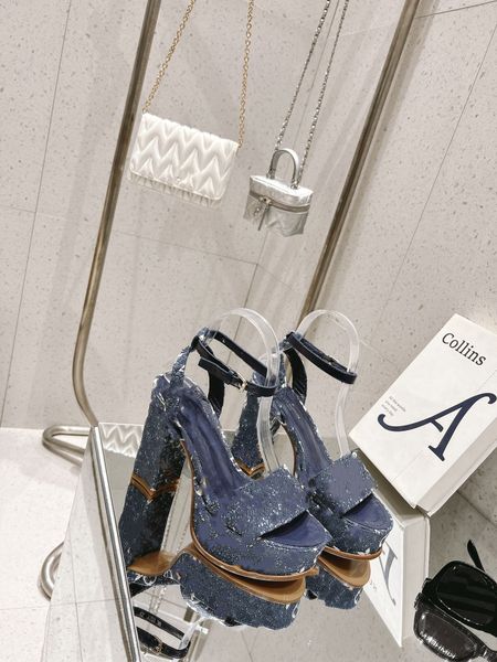 2022classic high heeled sandals party fashion 100% leather women dance shoe designer heels suede lady metal belt buckle thick heel woman sho, Black
2022classic high heeled sandals party fashion 100% leather women dance shoe designer heels suede lady metal belt buckle thick heel woman sho, Black
