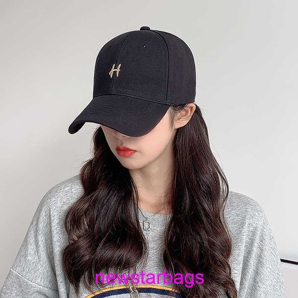 original edition designer herms hat for sale duck tongue mens korean version of ins net red the same wide brim letter baseball womens face i, Blue;gray
original edition designer herms hat for sale duck tongue mens korean version of ins net red the same wide brim letter baseball womens face i, Blue;gray
