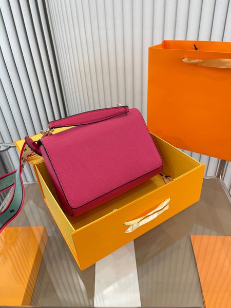 2023 luxury designer shopping bag single shoulder bag crossbody bag daily commuting luxury can be salt can be sweet extreme beauty 3-color o 
2023 luxury designer shopping bag single shoulder bag crossbody bag daily commuting luxury can be salt can be sweet extreme beauty 3-color o