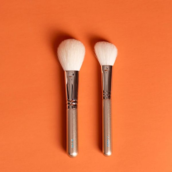 HAKUHODO MAKEUP BRUSHES B110 Round BLUSH J4003 Angled HIGHLIGHT - Gold - Quality Goat Brisltes Cosmetics Powder Bronzer Blending Tools, Hak makeup brushes
HAKUHODO MAKEUP BRUSHES B110 Round BLUSH J4003 Angled HIGHLIGHT - Gold - Quality Goat Brisltes Cosmetics Powder Bronzer Blending Tools, Hak makeup brushes