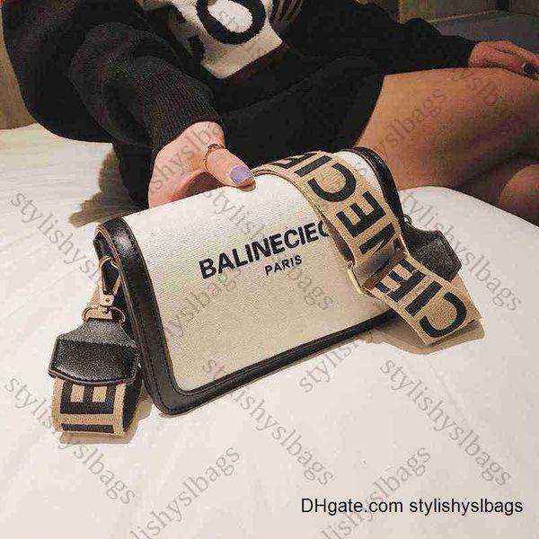 shoulder bags luxury summer women purse shoulder bag handbags 2022 new fashion casual small square bags unique designer messenger bags y2204
shoulder bags luxury summer women purse shoulder bag handbags 2022 new fashion casual small square bags unique designer messenger bags y2204
