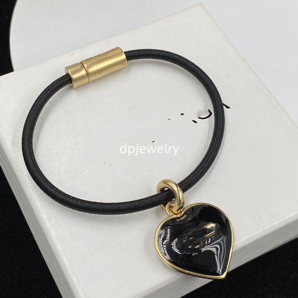 Women's New Necklace Designer Studded Luxury Gold Heart shaped Pearl Crystal B Family Necklace Bracelet, Boutique Jewelry
Women's New Necklace Designer Studded Luxury Gold Heart shaped Pearl Crystal B Family Necklace Bracelet, Boutique Jewelry