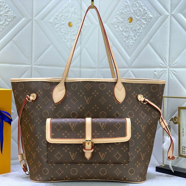 totes bag genuine leather silk screen designer classic women vintage versatile shoulder bag fashion letter tote bag large capacity mother an
totes bag genuine leather silk screen designer classic women vintage versatile shoulder bag fashion letter tote bag large capacity mother an