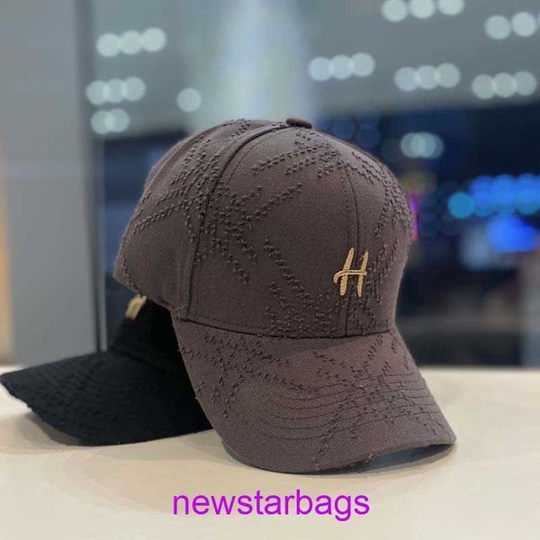 designer herms hat for outlet women's autumn korean embroidery h letter sun visor versatile duck tongue spring and summer men's ba, Blue;gray
designer herms hat for outlet women's autumn korean embroidery h letter sun visor versatile duck tongue spring and summer men's ba, Blue;gray