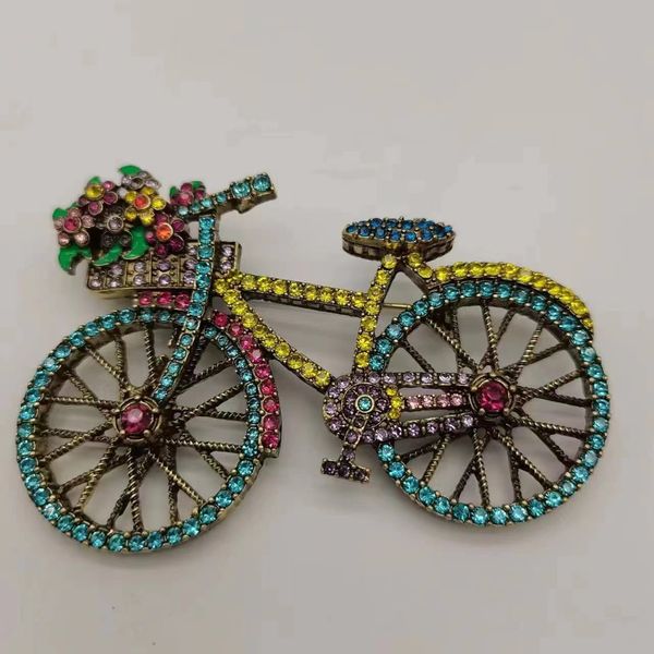 brooch light luxury heavy industry high-quality flower basket point drill bicycle brooch luxury designer brooch, Gray
brooch light luxury heavy industry high-quality flower basket point drill bicycle brooch luxury designer brooch, Gray